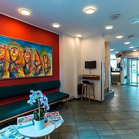 Go Ansgar Hotel 3*